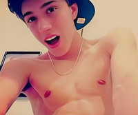 Horny Twink BF Money s1